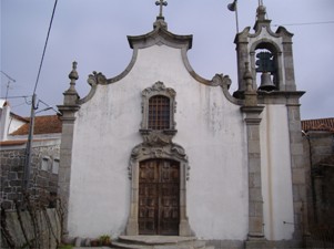 Igreja de São Paulo (Lobelhe do Mato)